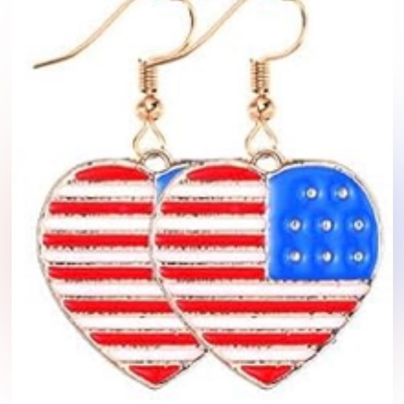 Jewelry - American Flag Heart Earrings